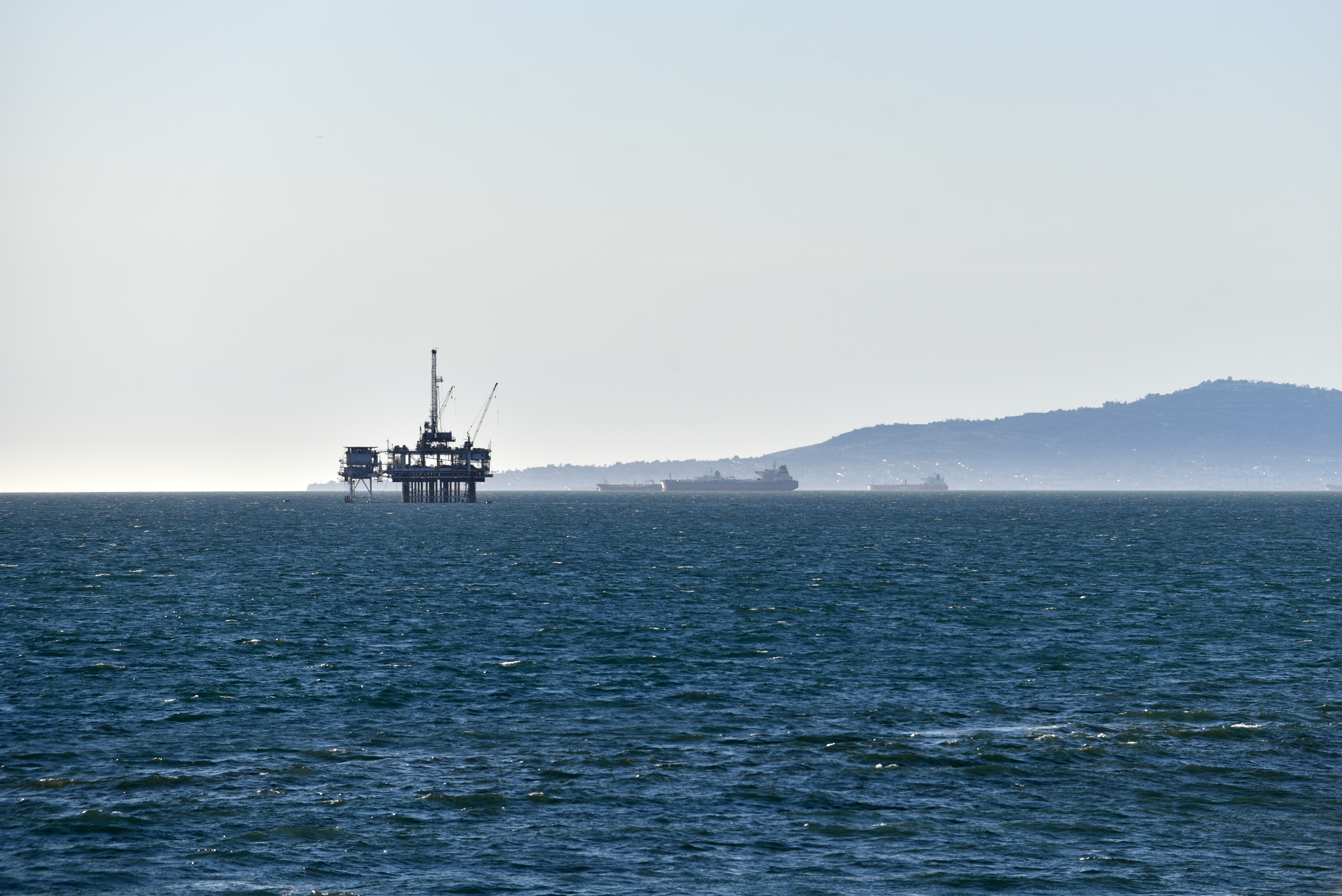The Deadlock of Calm: Why Washington and Tehran Cannot Close the Deal
