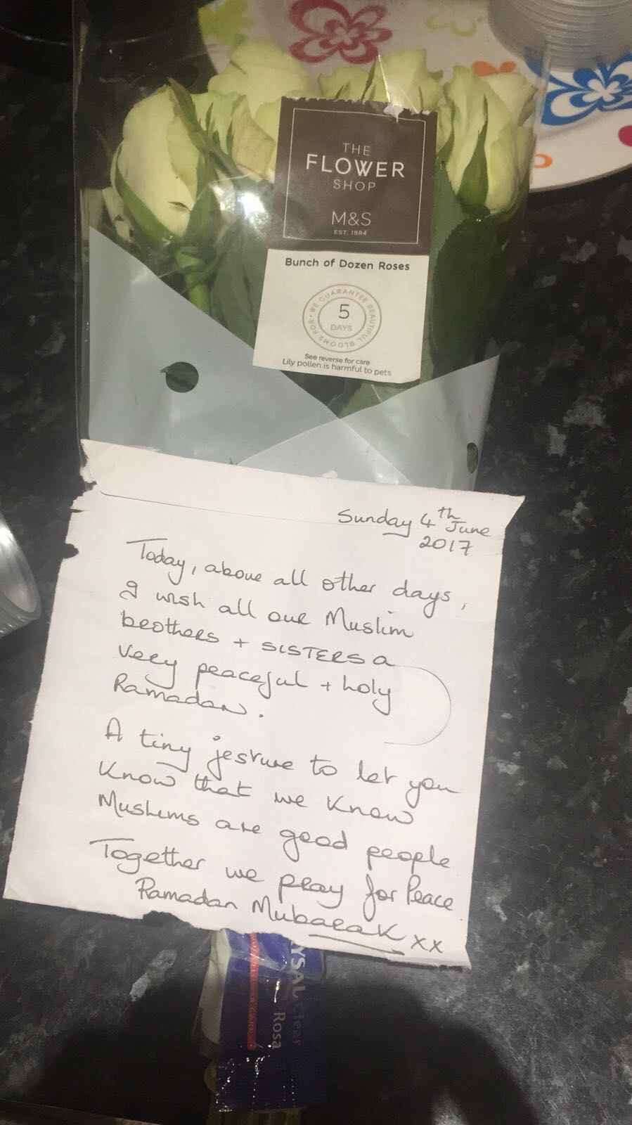 A Non-Muslim leaves a heart-felt letter to the London Colney Islamic Centre in Hertfordshire, UK