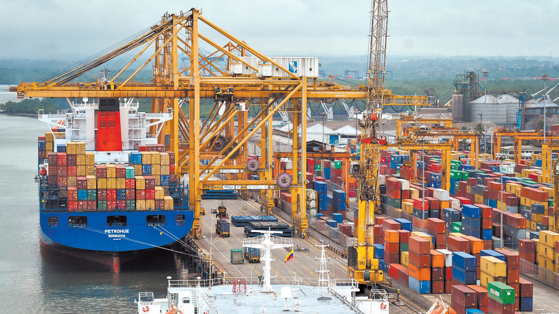 The role of ports in the global economy