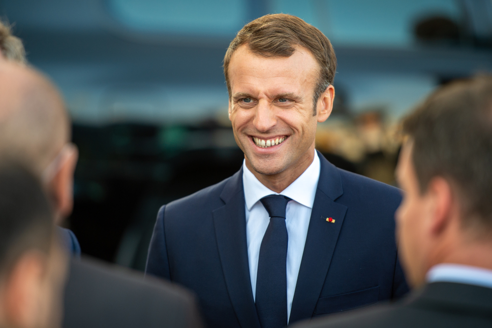 Why is France supporting Armenia in the war with Azerbaijan?